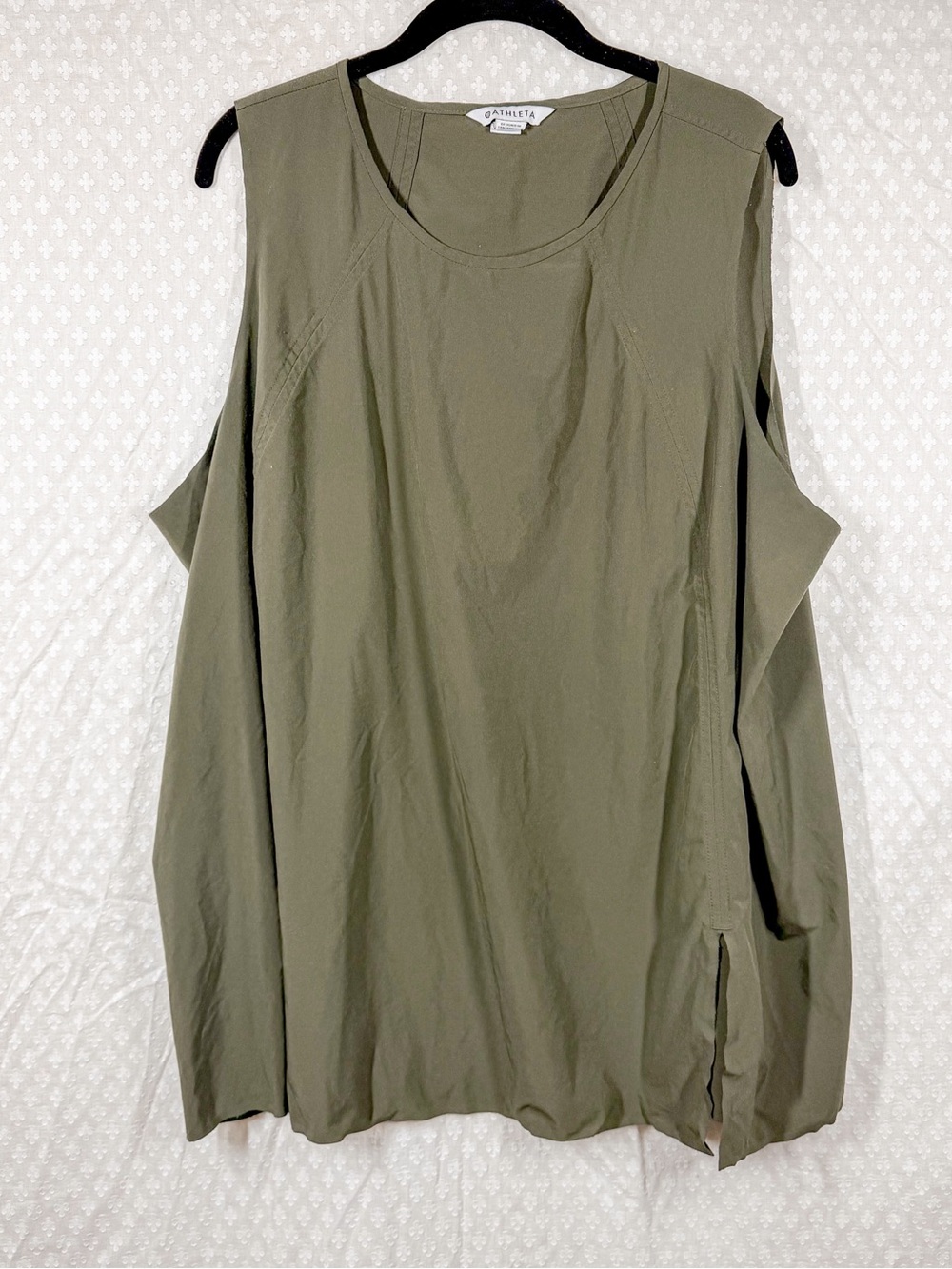 Athleta Dark Green Zephyr Refined Tank Top - Picture 2 of 6
